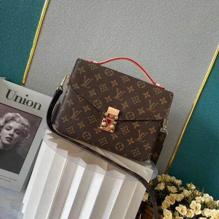 Pochette Métis Shoulder Bag