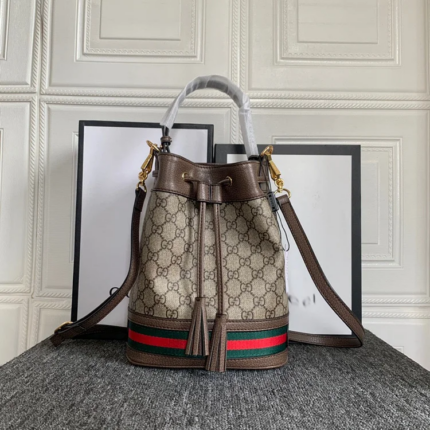 GC272 8.1×10.2×4.3inch