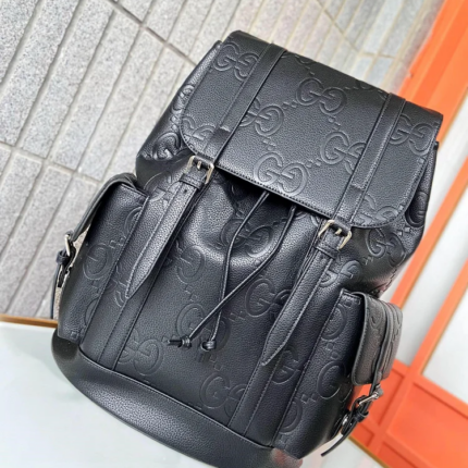 GG new arrival backpack bag size : 32 x 42 cm