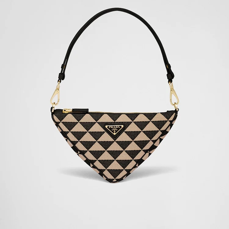 2ecee54d2e8e5d0e015fa6ad855a2a7f_750x