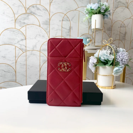 CC 19 Matelasse Phone and Card Case Red Bag