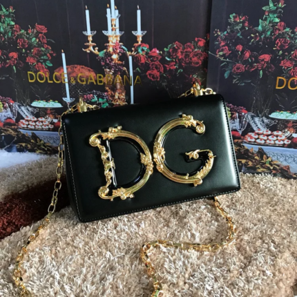 Dolce AND Gabbana Girls Phone Bag In Smooth Calfskin