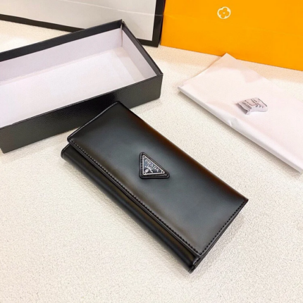 Prada new arrival wallet for women
