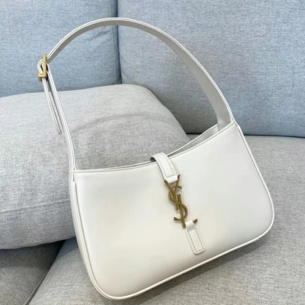 YSL Le 5 A 7 Hobo Bag In Smooth Leather